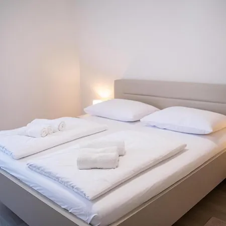 Murva Apartman Rudani